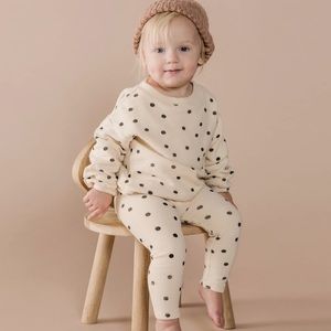 rylee + cru dot pullover sweater in wheat + black